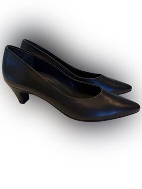 Paul Green Camilla Pump Black Leather Kitten Heels Sz US 6 (PG 3.5) NEW